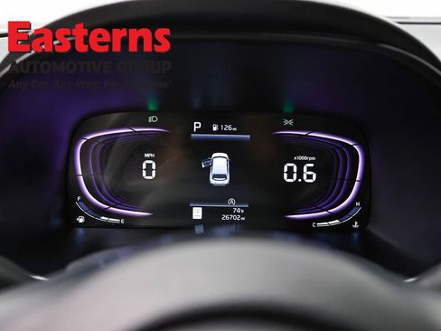 Used 2025 Kia Soul LX w/ LX Technology Package FWD image 18