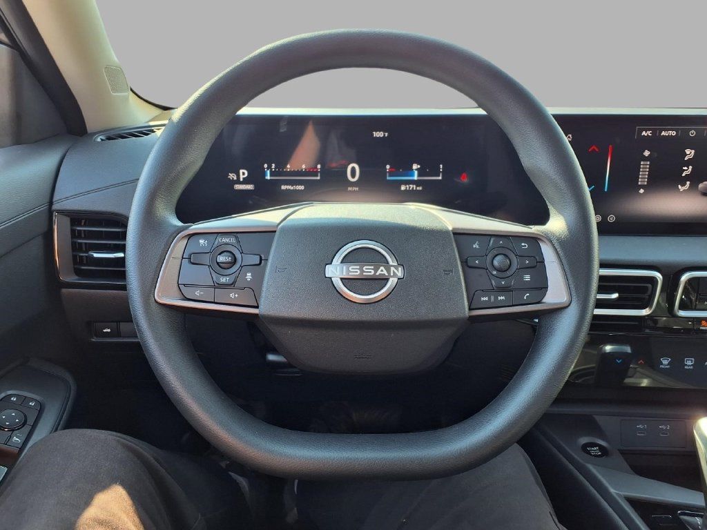 Used 2026 Nissan Sentra SV w/ Floor Mat Package FWD image 15