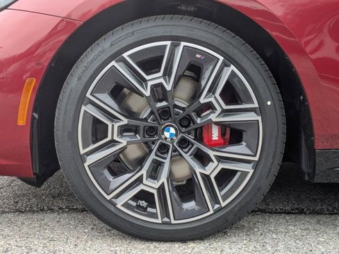 New 2026 BMW 530i xDrive w/ M Sport Package image 10