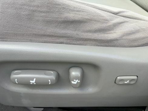 Used 2009 Toyota Highlander 2WD image 15