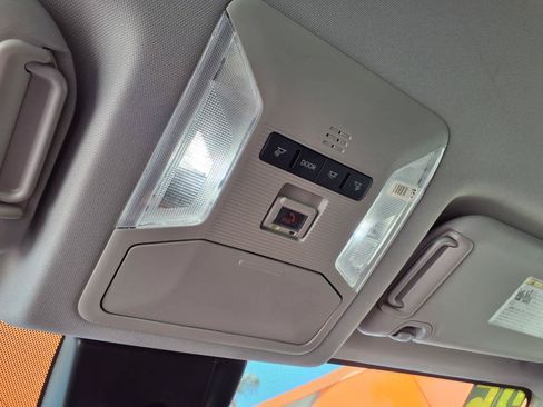 Certified 2025 Toyota RAV4 XLE FWD image 27