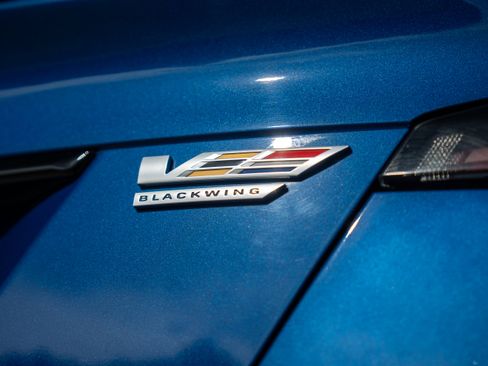 Used 2022 Cadillac CT5 V Blackwing RWD image 9