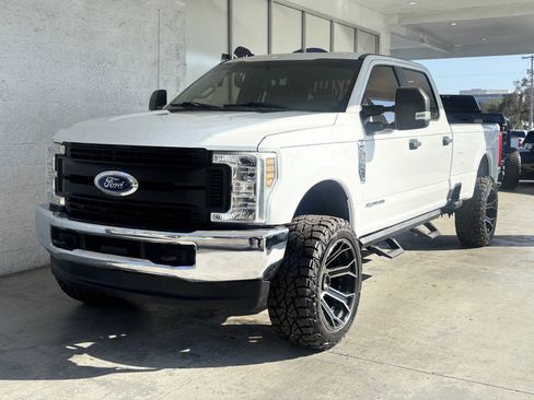 Used 2019 Ford F250 XL w/ Power Equipment Group AWD/4WD image 2