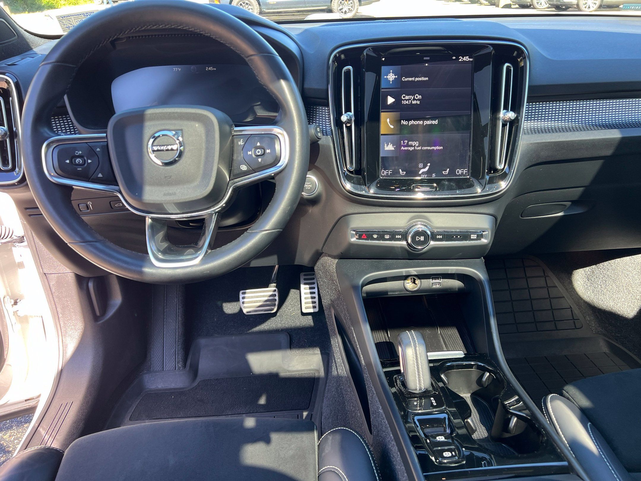 Used 2022 Volvo XC40 T5 R-Design w/ Advanced Package AWD/4WD image 22