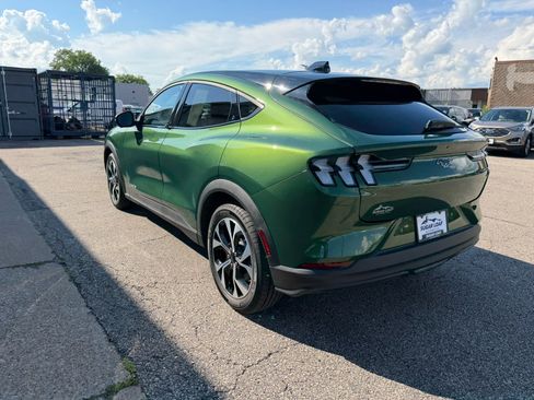 Used 2025 Ford Mustang Mach-E Select w/ Comfort Package Lite AWD/4WD image 5