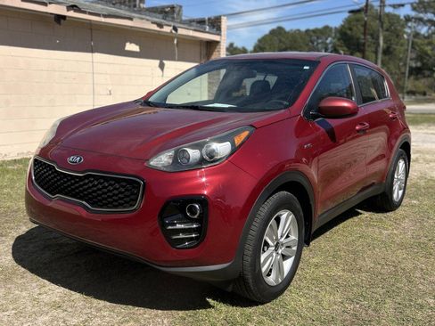 Used 2017 Kia Sportage LX AWD/4WD image 1