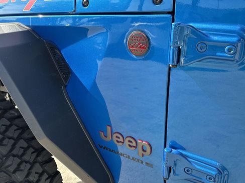 Used 2024 Jeep Wrangler Unlimited Rubicon image 7