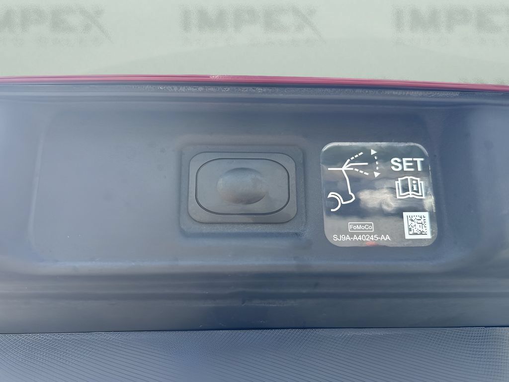 Used 2025 Ford Mustang Mach-E GT AWD/4WD image 32