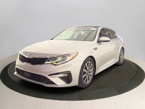 Used 2019 Kia Optima EX w/ EX Premium Package FWD image 3