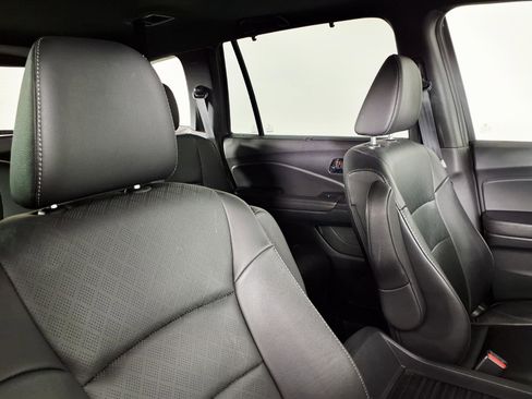 Used 2019 Honda Passport EX-L image 10