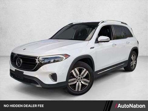 Used 2023 Mercedes-Benz EQB 300 4MATIC w/ Pinnacle Package image 1