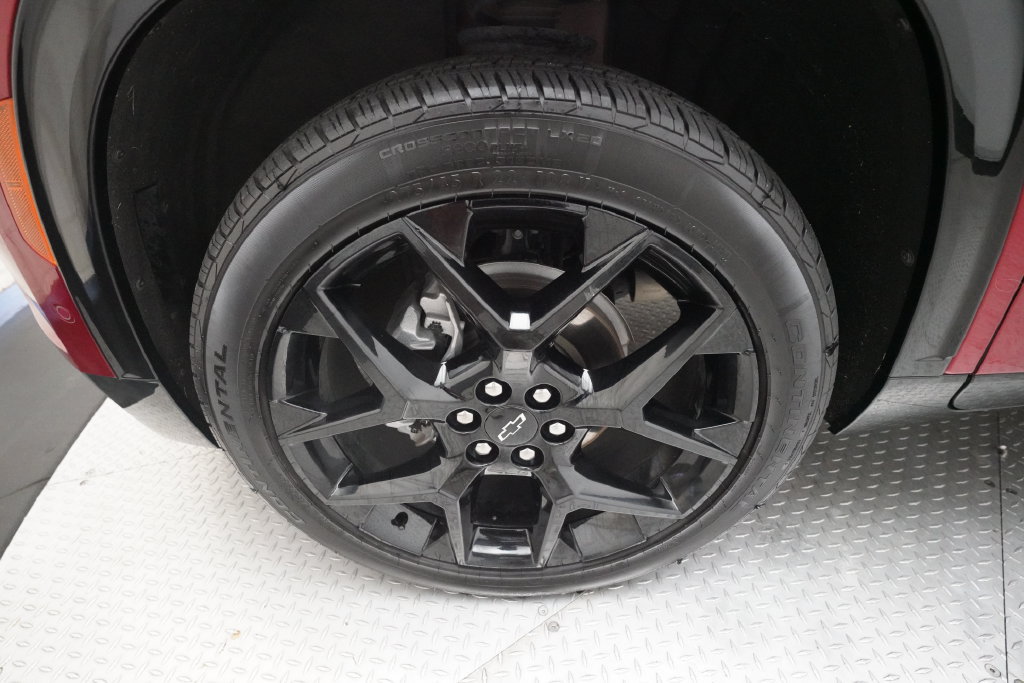 Used 2024 Chevrolet Traverse RS AWD/4WD image 25