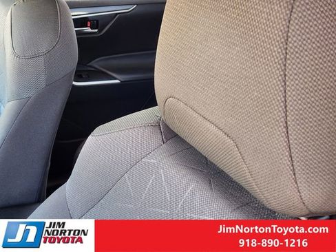 Used 2024 Toyota RAV4 XLE image 16