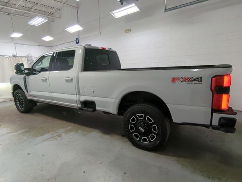 Used 2026 Ford F350 Platinum image 9