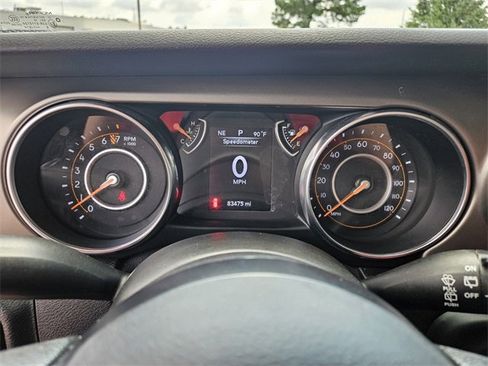 Used 2019 Jeep Wrangler Unlimited Sport image 29