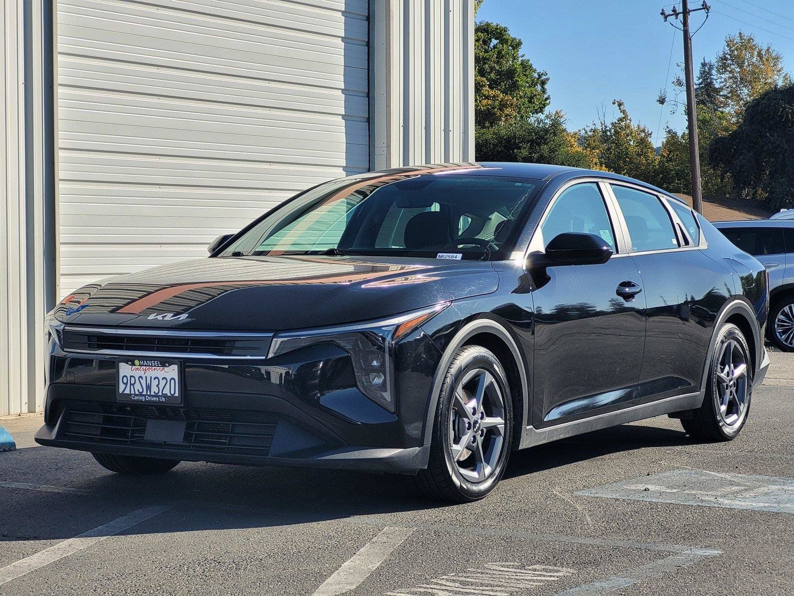 Used 2025 Kia K4 FWD image 9