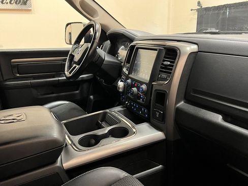 Used 2017 RAM 1500 Sport image 17