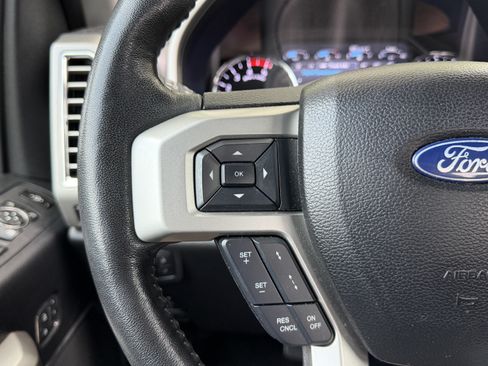Used 2017 Ford F350 Lariat w/ Lariat Ultimate Package AWD/4WD image 17