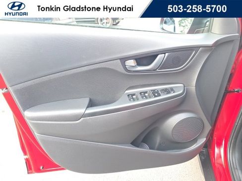 Certified 2022 Hyundai Kona SEL w/ Cargo Package image 8