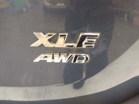Used 2014 Toyota RAV4 XLE AWD/4WD image 15