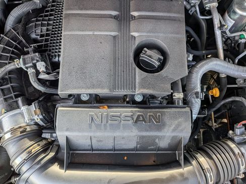 Used 2024 Nissan Frontier SV RWD image 10