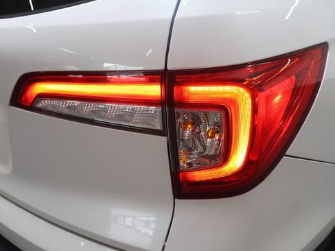 Used 2021 Honda Pilot EX image 33