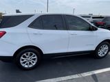 Used 2020 Chevrolet Equinox LS image 2