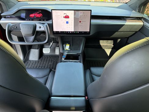 Used 2022 Tesla Model X AWD/4WD image 18