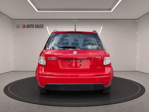 Used 2011 Suzuki SX4 AWD Hatchback image 4