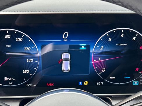 Certified 2025 Mercedes-Benz GLC 300 4MATIC image 17