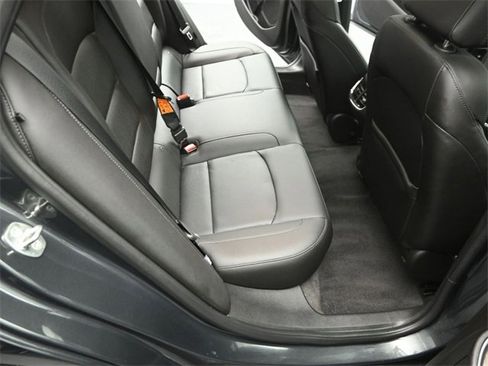 Used 2018 Chevrolet Malibu Premier w/ Premier Sun and Wheel Package image 24