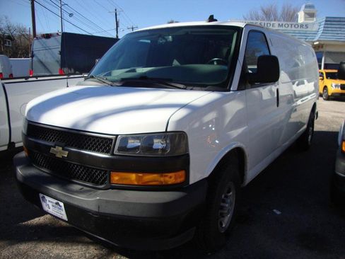 Used 2021 Chevrolet Express 2500 Extended w/ Driver Convenience Package image 1