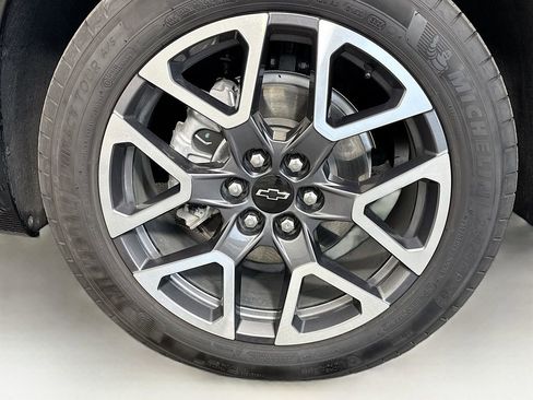 Used 2025 Chevrolet Blazer RS w/ Driver Confidence II Package image 31