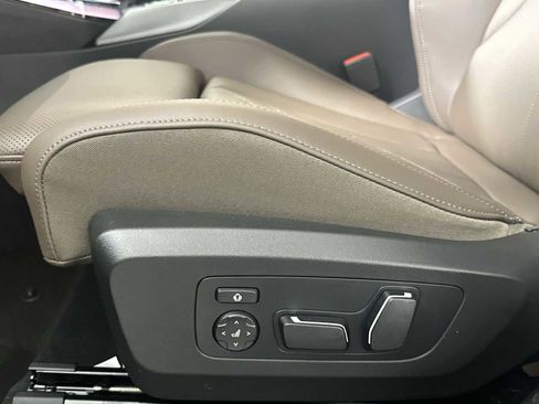 Used 2026 BMW X3 xDrive30 w/ Convenience Package image 10