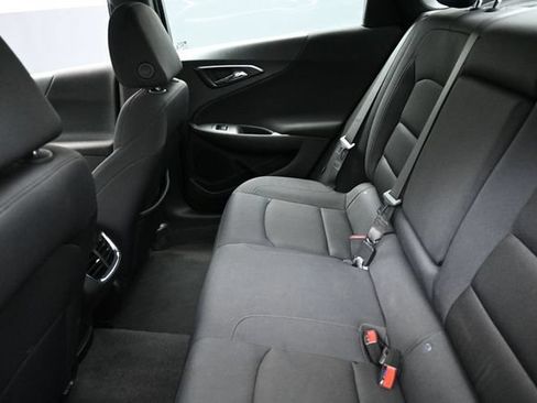 Used 2025 Chevrolet Malibu LT FWD image 23