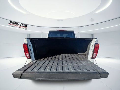 Used 2021 GMC Sierra 1500 SLE image 10
