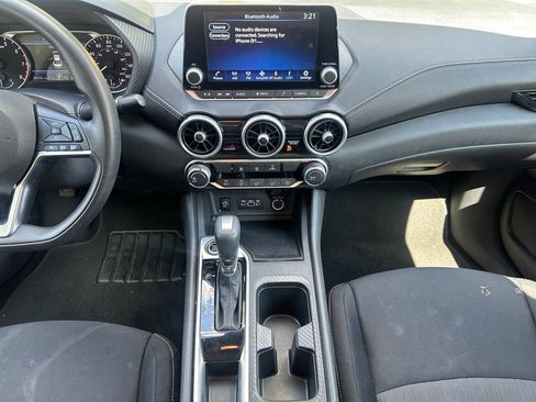 Used 2025 Nissan Sentra SV FWD image 11