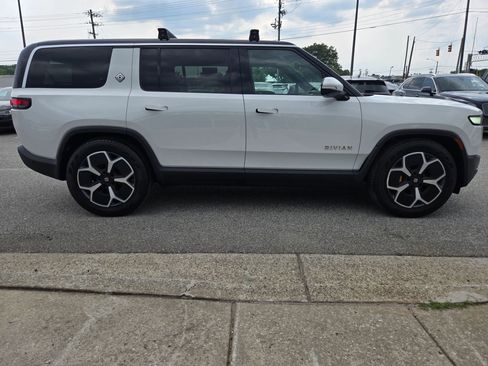 Used 2023 Rivian R1S Adventure AWD/4WD image 26