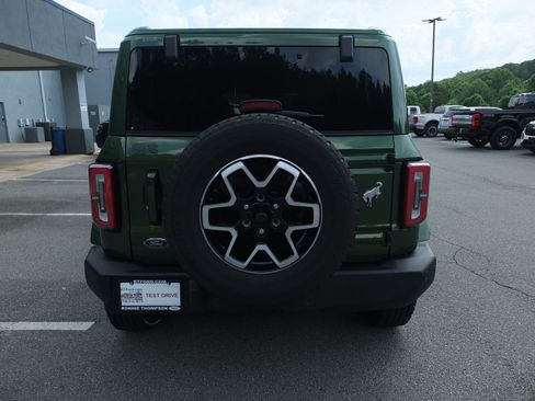 Used 2025 Ford Bronco Outer Banks AWD/4WD image 4