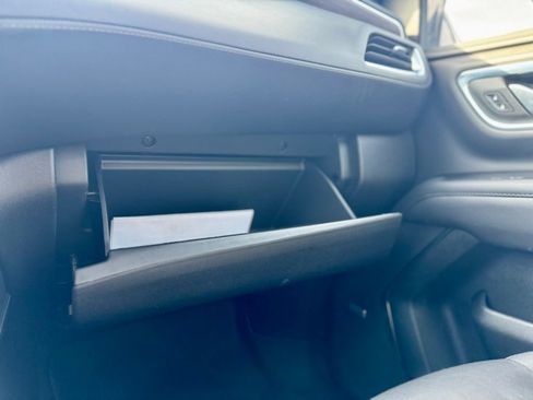 Used 2022 Chevrolet Tahoe Z71 w/ Luxury Package image 25