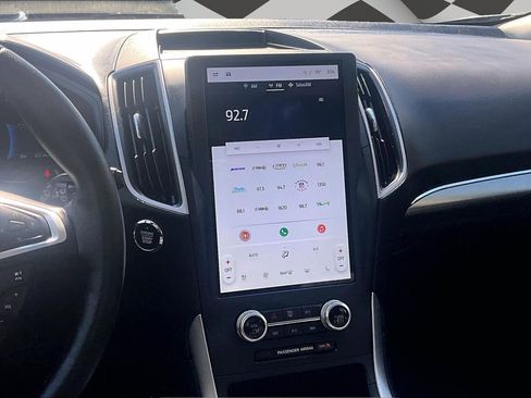 Used 2022 Ford Edge SEL w/ Convenience Package image 5