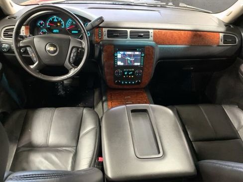 Used 2008 Chevrolet Avalanche LTZ w/ LTZ Preferred Equipment Group image 24