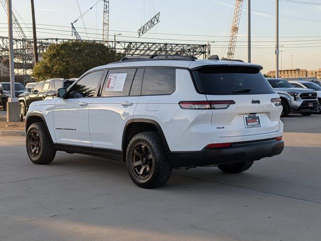 Used 2024 Jeep Grand Cherokee L Altitude AWD/4WD image 9