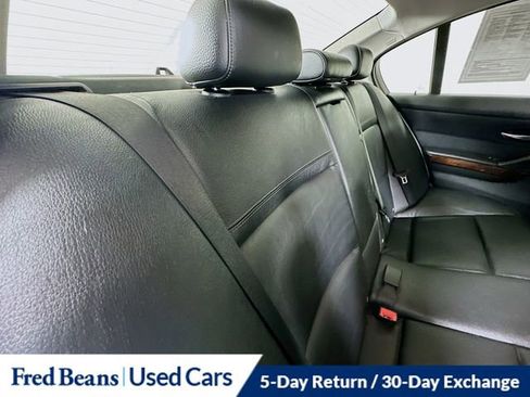 Used 2011 BMW 328i xDrive Sedan image 28