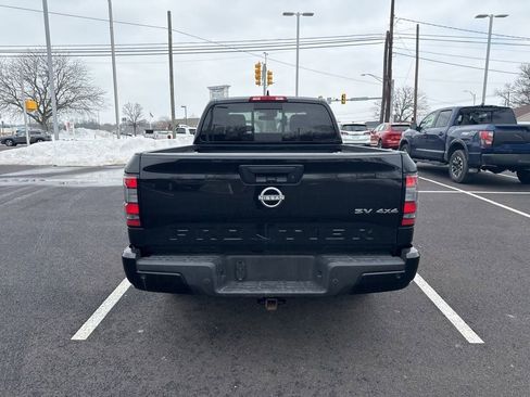 Used 2023 Nissan Frontier SV w/ SV Convenience Package image 4