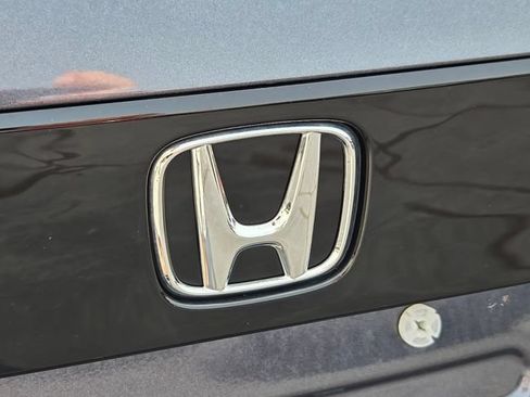 Used 2023 Honda Accord LX image 16