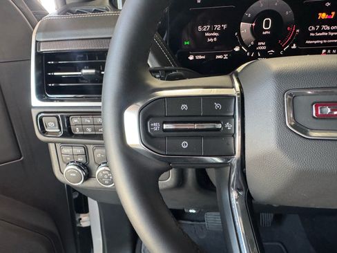 Used 2026 GMC Yukon Elevation AWD/4WD image 26