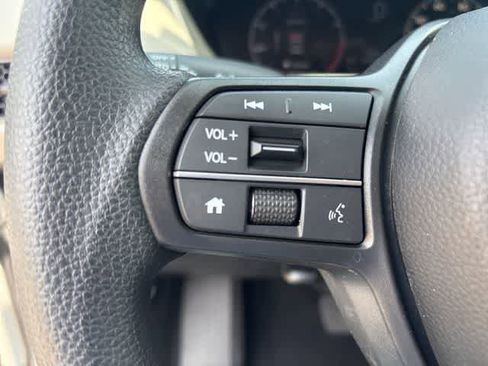 Used 2026 Honda HR-V LX image 11