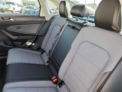 New 2026 Volkswagen Jetta SE image 13