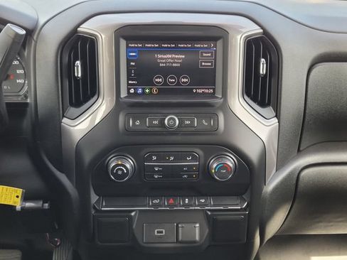 Used 2020 Chevrolet Silverado 1500 Custom w/ Custom Value Package RWD image 15